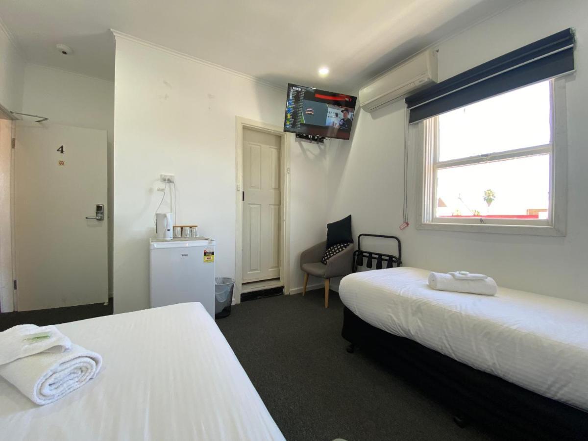 Central Motel 马奇 外观 照片
