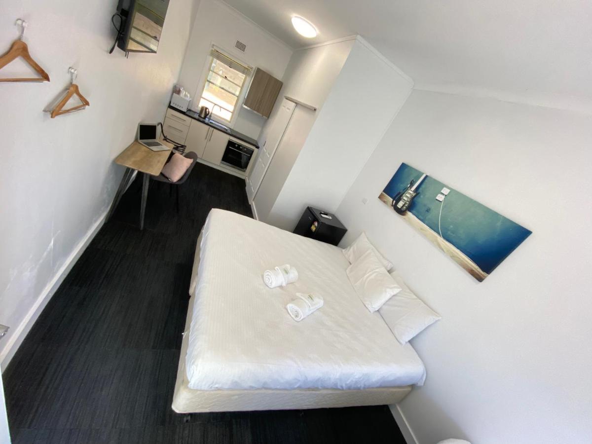 Central Motel 马奇 外观 照片