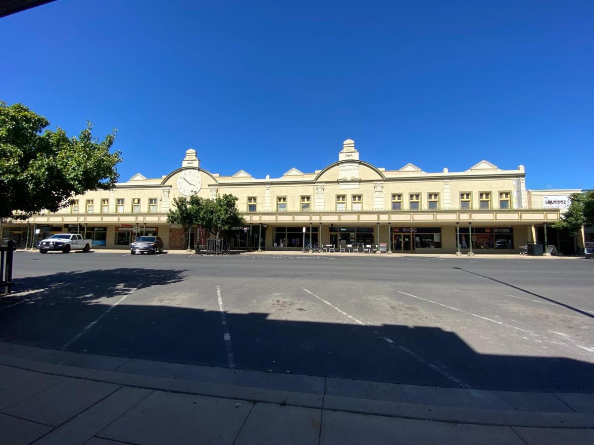 Central Motel 马奇 外观 照片